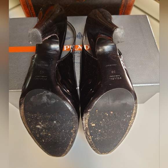 Mismatch! EUC Black Patent PRADA Slingback Embroidered Pumps 39 / 40 Adjustable - Picture 9 of 13